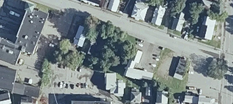 10 Un St