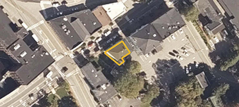 19 Main St