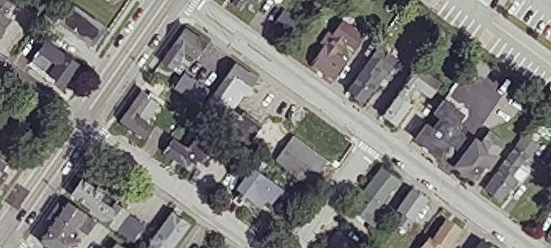 122 Temple St