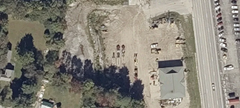 1090 Ctr St