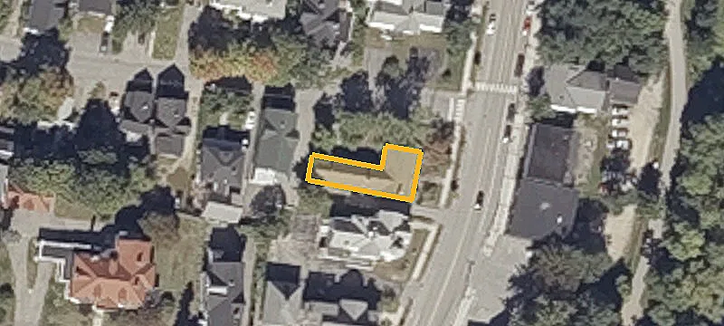 217 Main St