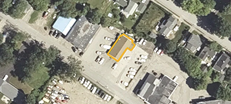 27 Perkins St