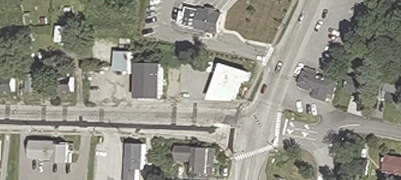 2 Western Ave
