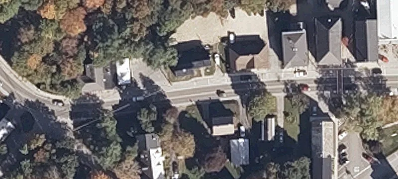 12 Main St