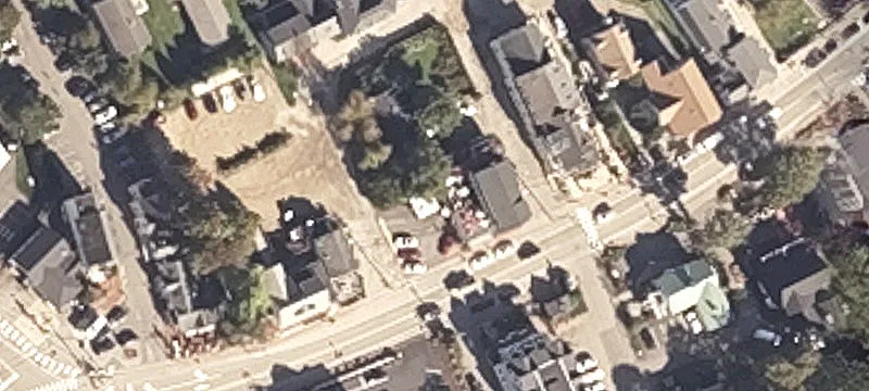 15 Western Ave