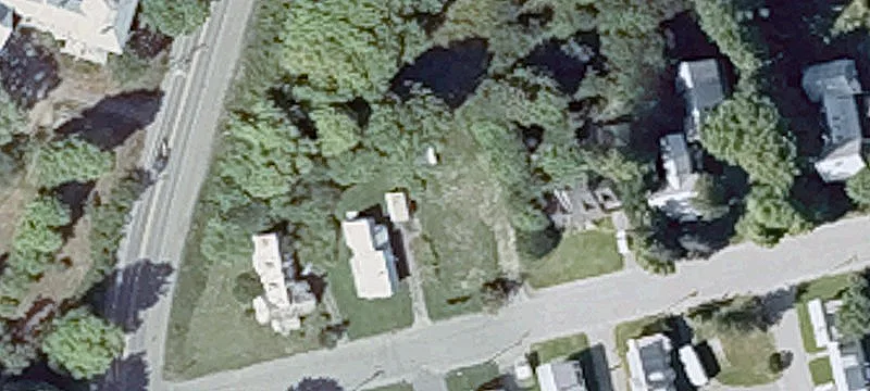 12 Madison St