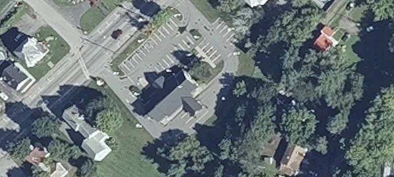 92 Main St