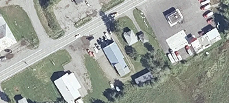 418 Main St