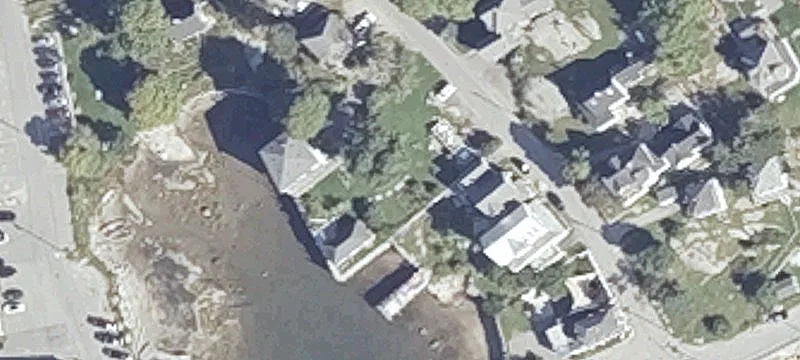 25 Seabreeze Ave