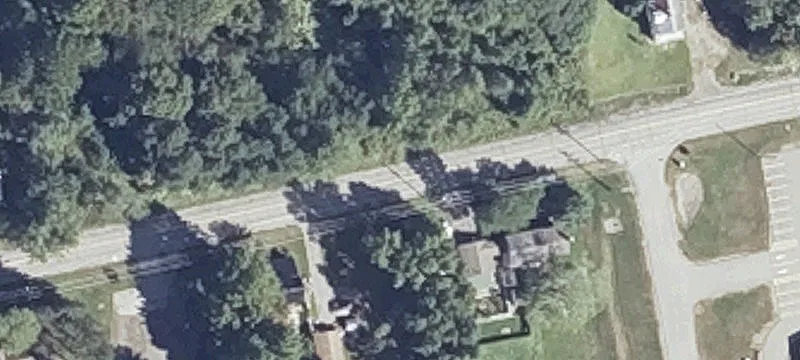 425 Main St