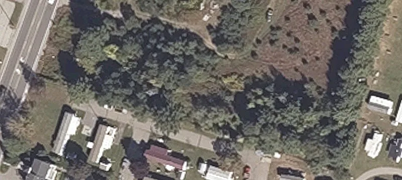 693 Post Rd