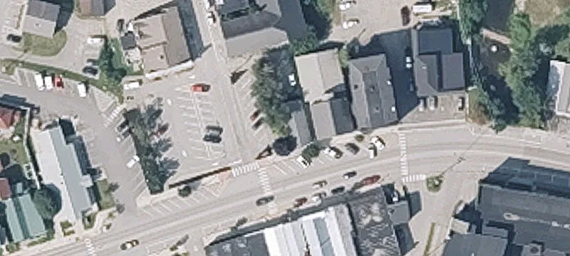 126 Main St