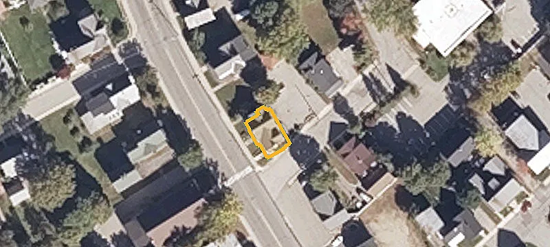 506 Main St