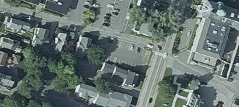 2 Weston St