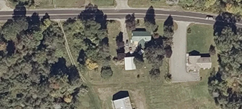 1439 Main St