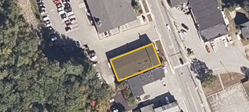 643 Main St