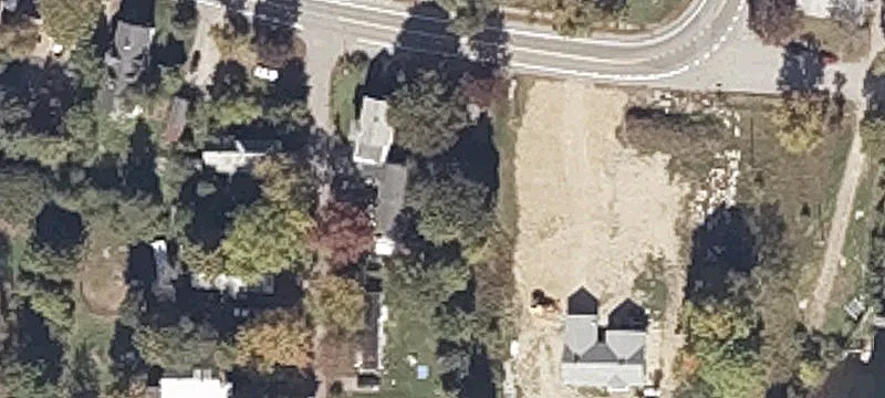 106 Pleasant St