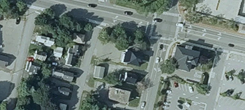 104 Sewall St