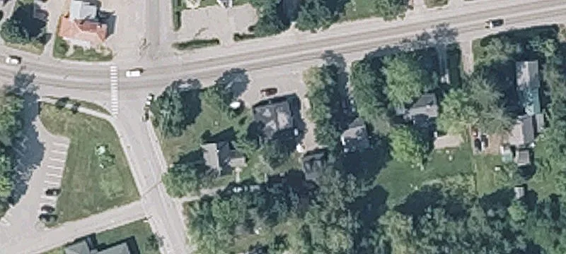 221 Main St