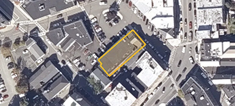 10 Mechanic St