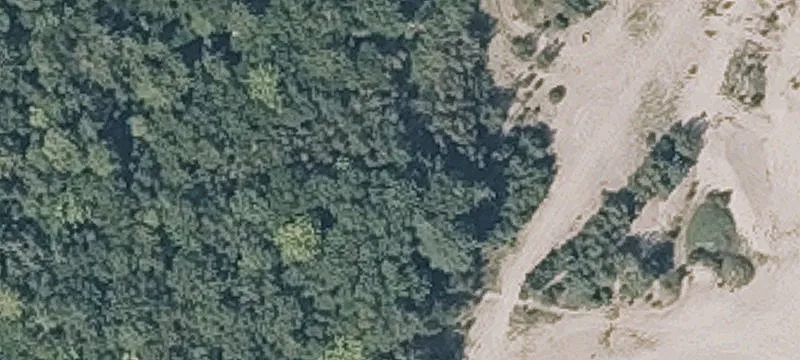 81 Cemetery Rd