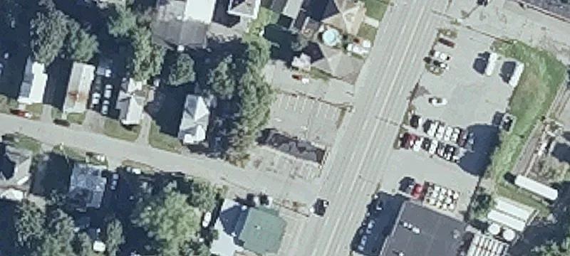 96 College Ave