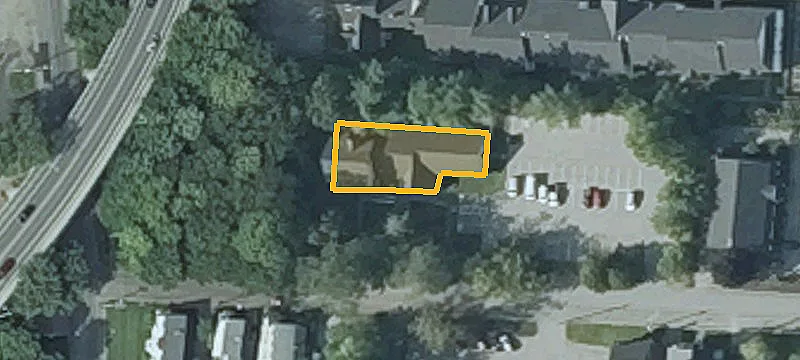 9 Spruce St