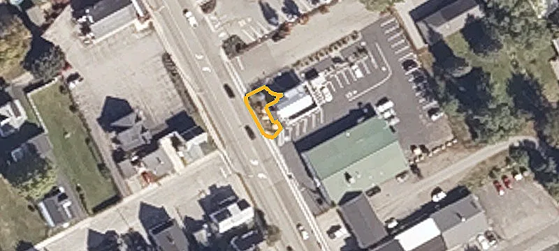 1016 Main St
