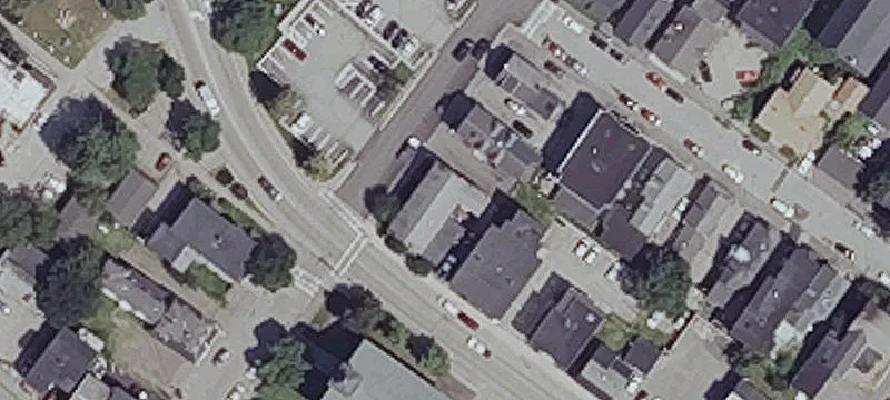 25 Pool St