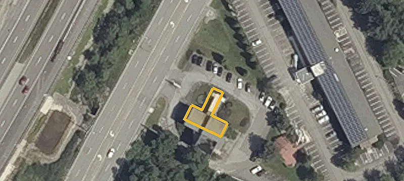 118 Maine Mall Rd