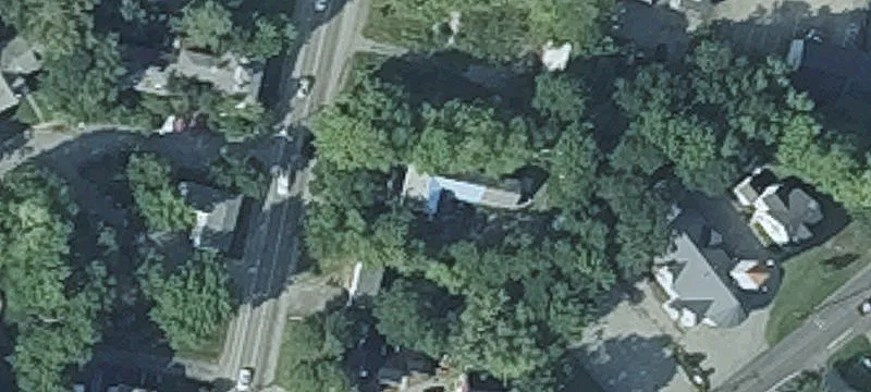 36 Brunswick Ave