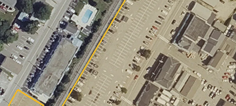 12 Grand Ave, Unit 20
