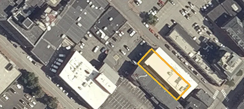 84 Oak St