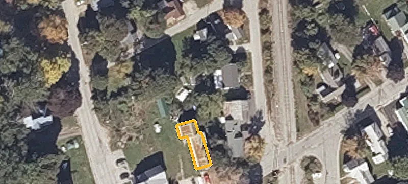 23 Russell St