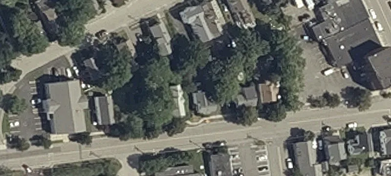 65 Ee St