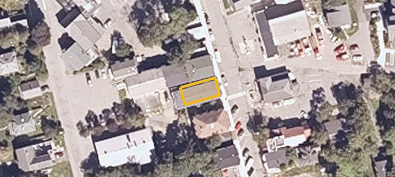 123 Main St