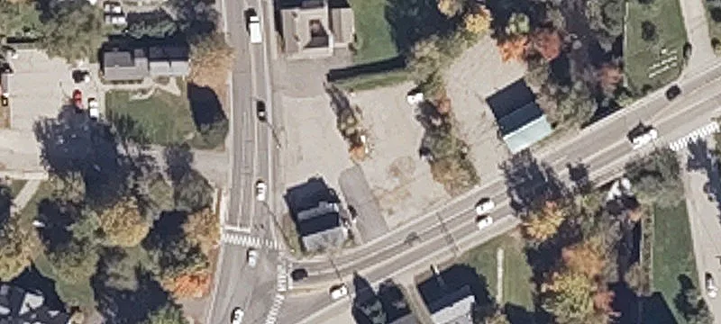 6 High St