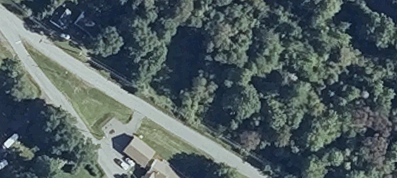 100 Nyes Cor Dr