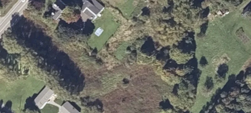 325 Old County Rd