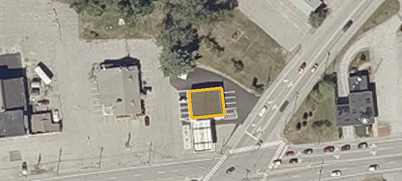 709 Minot Ave