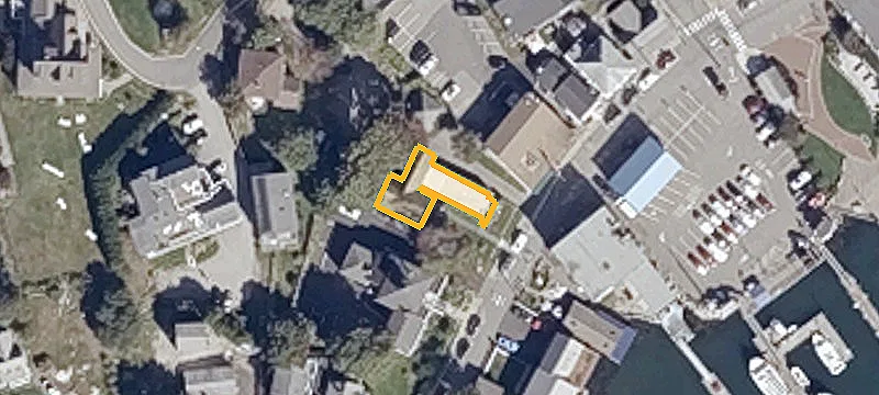 53 Commercial St
