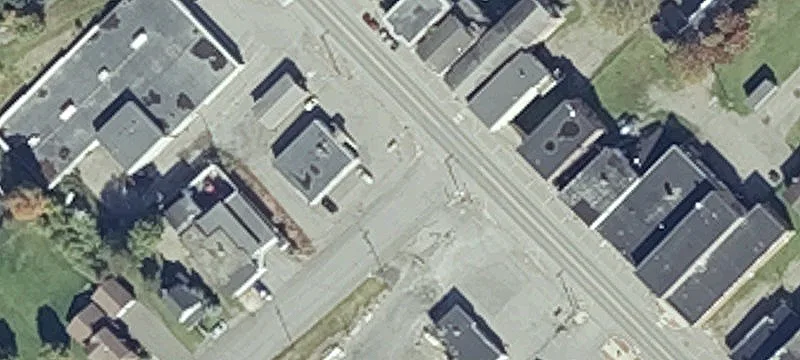95 Main St