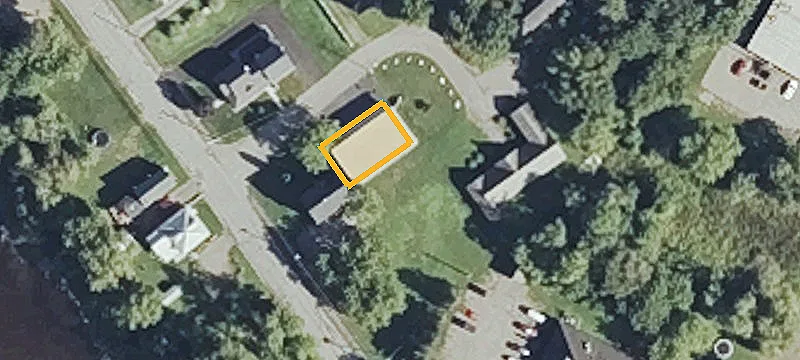 7 Ln Ave