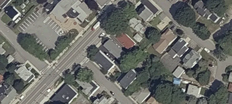 552 Main St