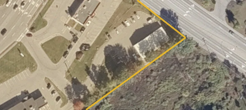 6 Topsham Fair Mall Rd