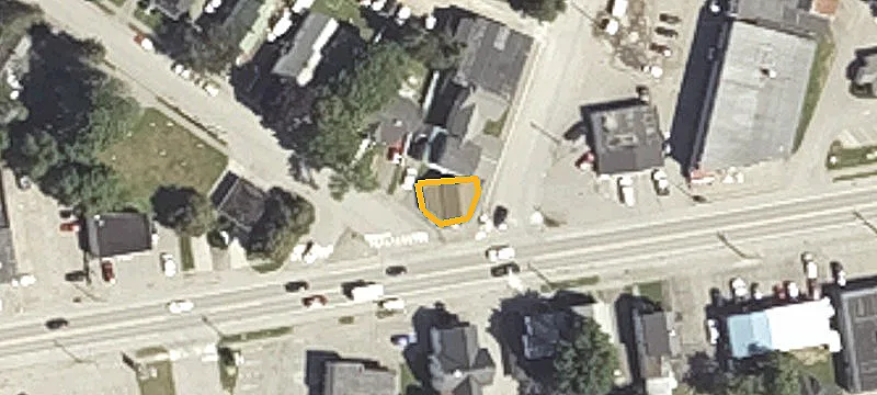 585 Hammond St