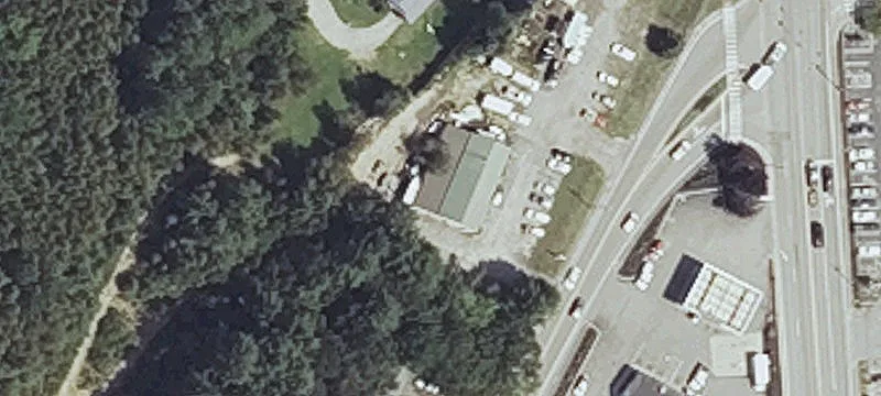 1028 Riv Rd