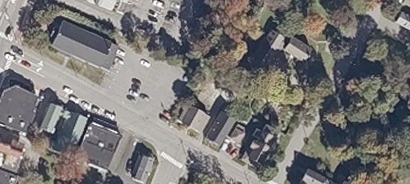 13 School St