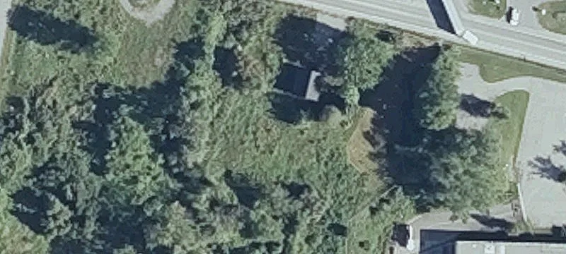 211 Center Rd