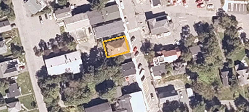 127 Main St